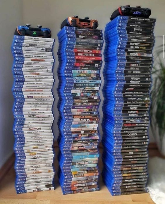 OLAGuildGamesBR's tweet photo. 🚨 PlayStation: Após anunciar o fim da produção de discos físicos para novos jogos a partir de janeiro de 2028, muitos gamers acreditam que a única forma de realmente possuir os jogos digitais pelos quais pagaram será por meio da pirataria.

“Se comprar não é possuir, piratear não é roubar.”