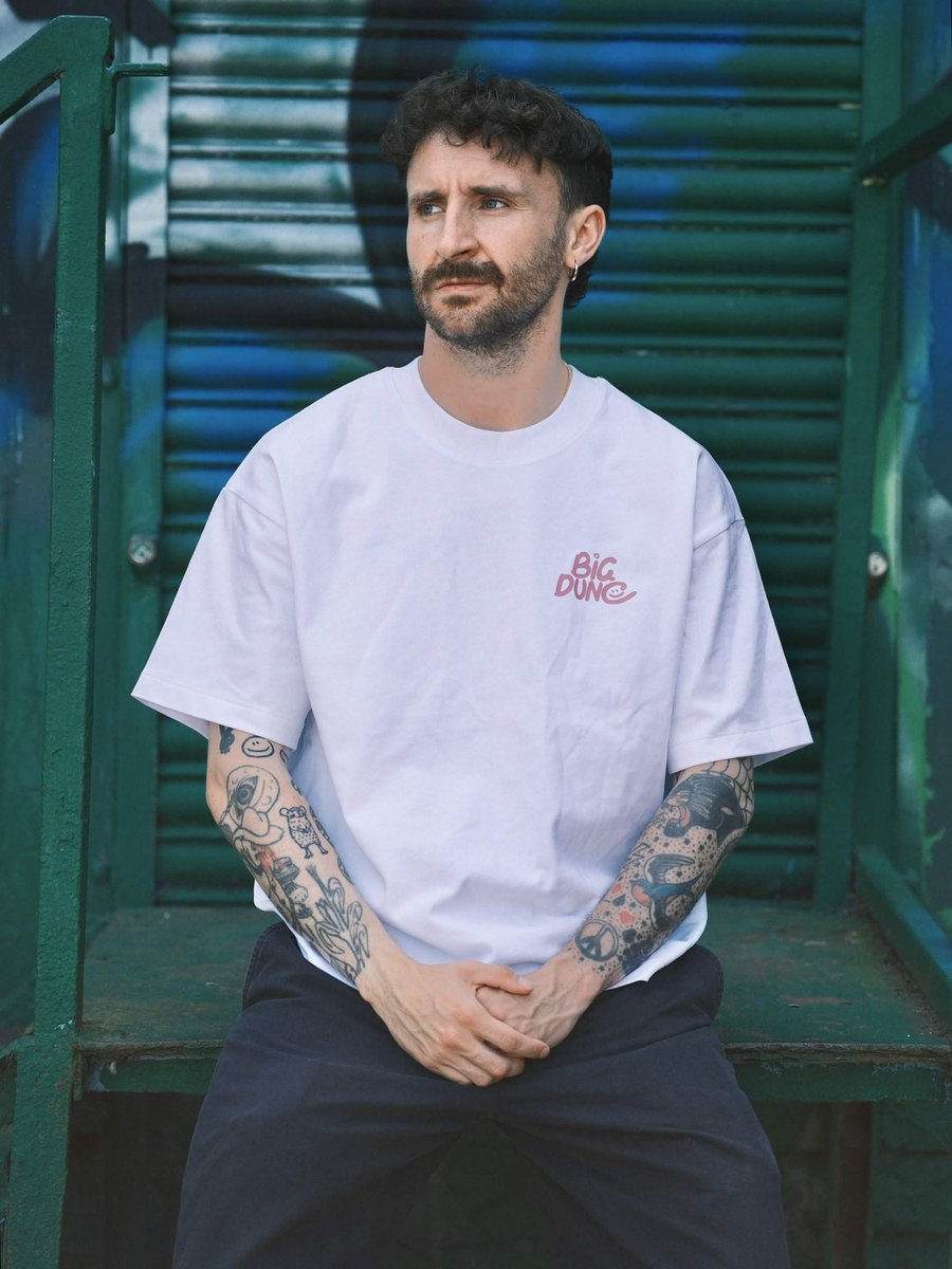 conorgoldenboy's tweet photo. COMPETITION.

Will give away one WOOF WOOF / THINGS YOU LOVE TO SEE t-shirt. 

- RT &amp; 🩷
- Follow on Twitch (ConorMcLeod17), X, Instagram (conormcleodhazardow) and TikTok (conormcleod67)
- TAG A MATE OR WOOF WOOF

Winners choice for the shirt style &amp; size.

WOOF WOOF 🐶😈💜 https://t.co/I3bqN3OWyU