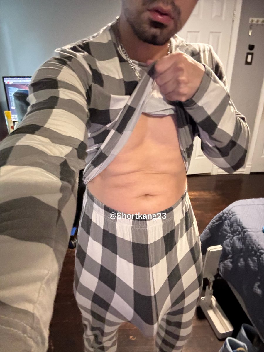 shortkang23's tweet photo. Kyte baby pjs https://t.co/5rAhs8hewr