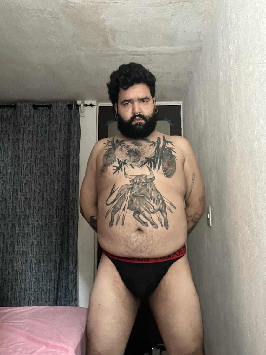 bigbullpapi's tweet photo. Calor 🔥 

#beargay https://t.co/JM3ikwwfsx