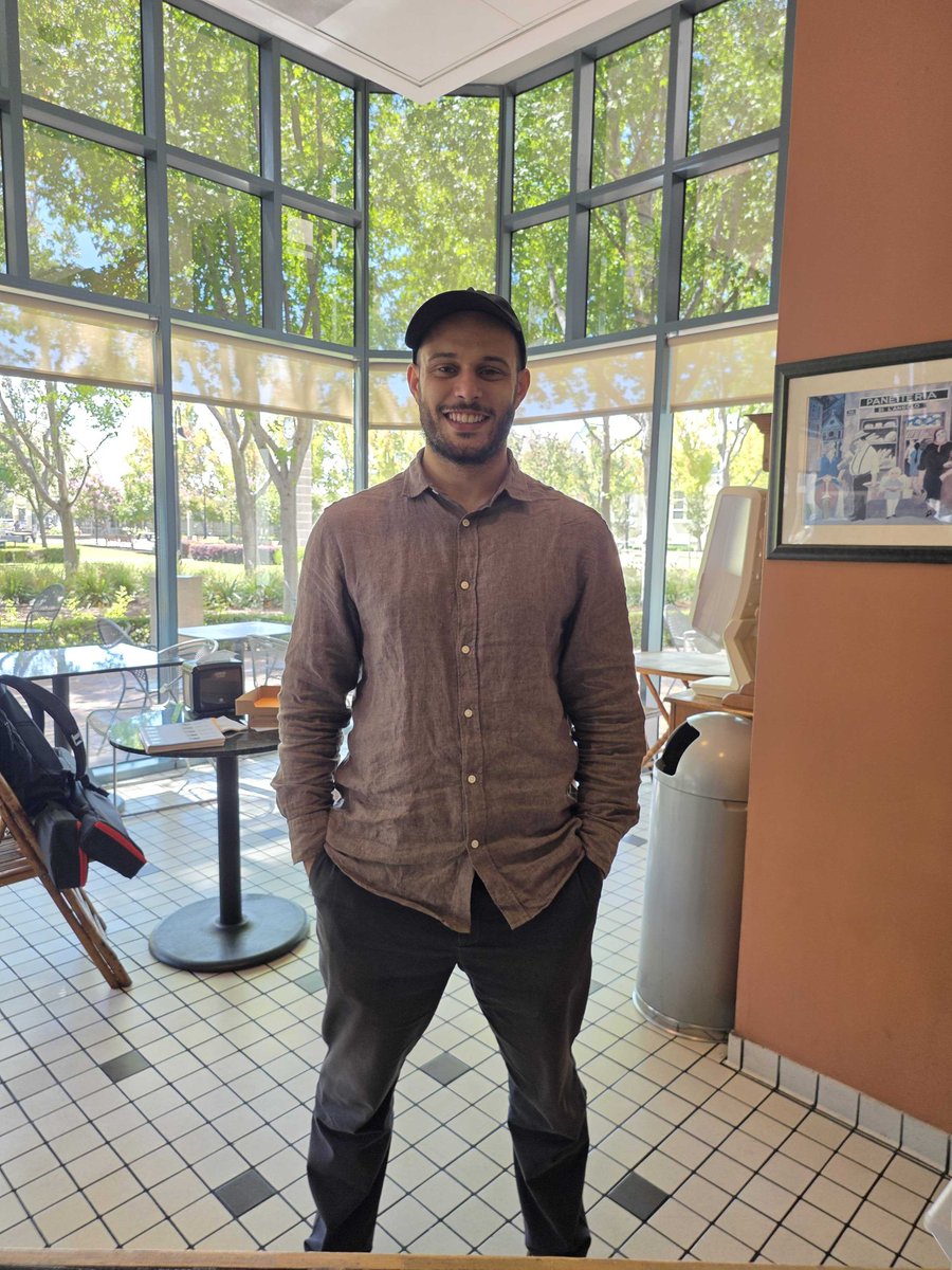 zachdotai's tweet photo. if you work out of @Replit's office at Foster City, coffee is on us this week ☕️ 

we said we’d be popping up around SF. @Replit is stop four.

take your badge to Café Savini at 950 Tower Ln and your coffee is on us, while supplies last.    

we'll be doing more of this so watch this space👀
