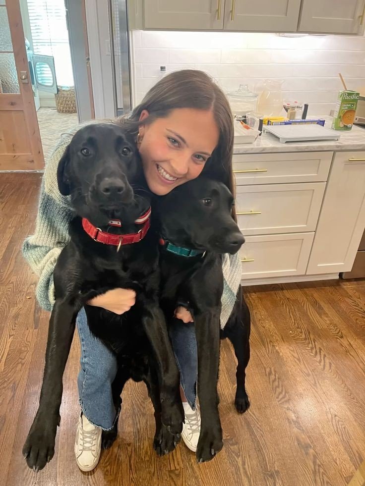 mychaladvn's tweet photo. Dog Momma 🐶❤️ https://t.co/fTTNvRfwdT