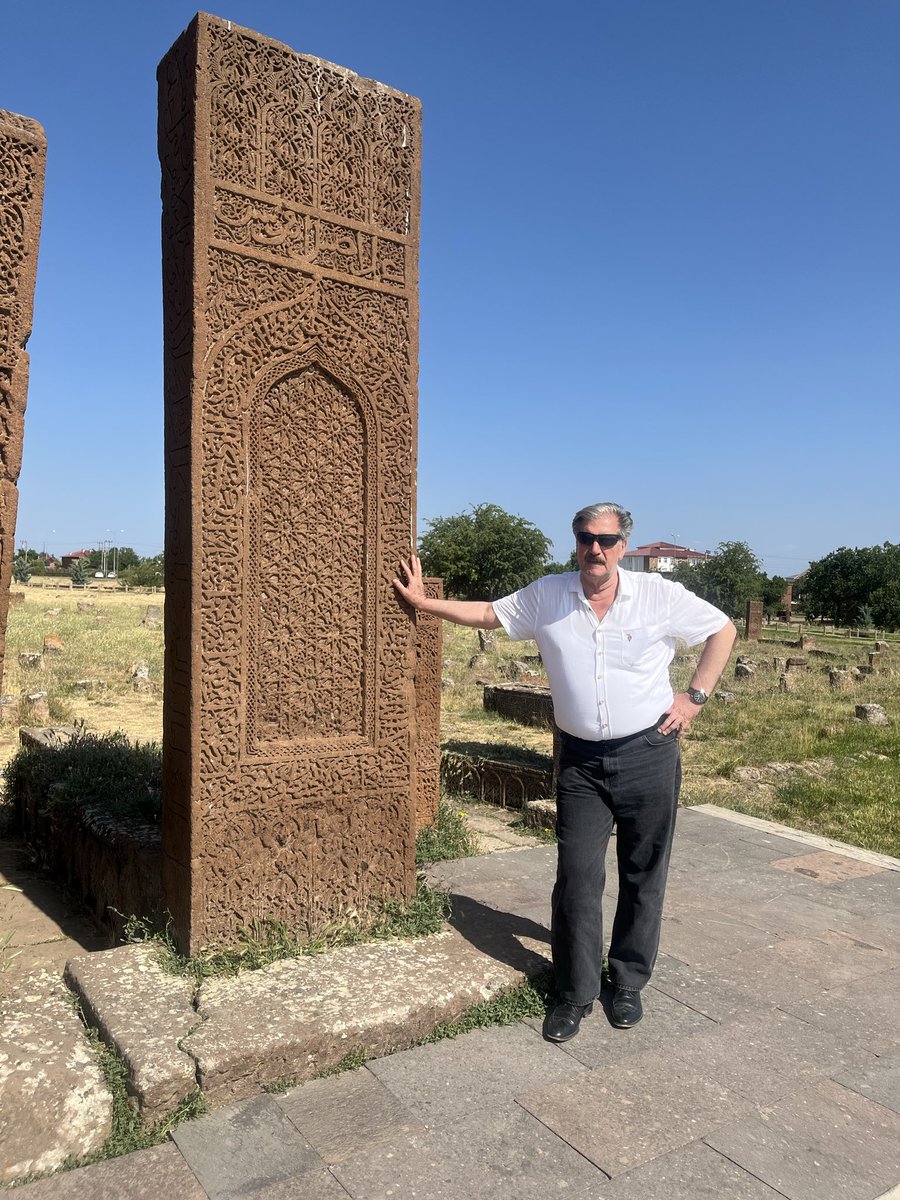 Mehmebuyankara's tweet photo. @ToptancCem69915 @RTErdogan @dbdevletbahceli https://t.co/0n5epEjWP0