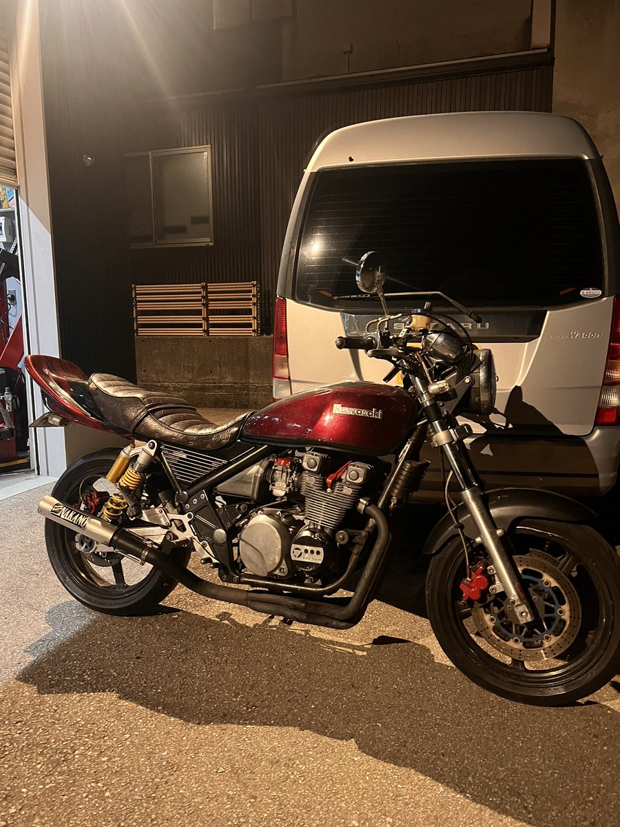GarageNari's tweet photo. 拓磨のゼファー400完了→引取りありがとう😊

こぉ爺さんのも完了致しました！ https://t.co/blCnq4RQFu
