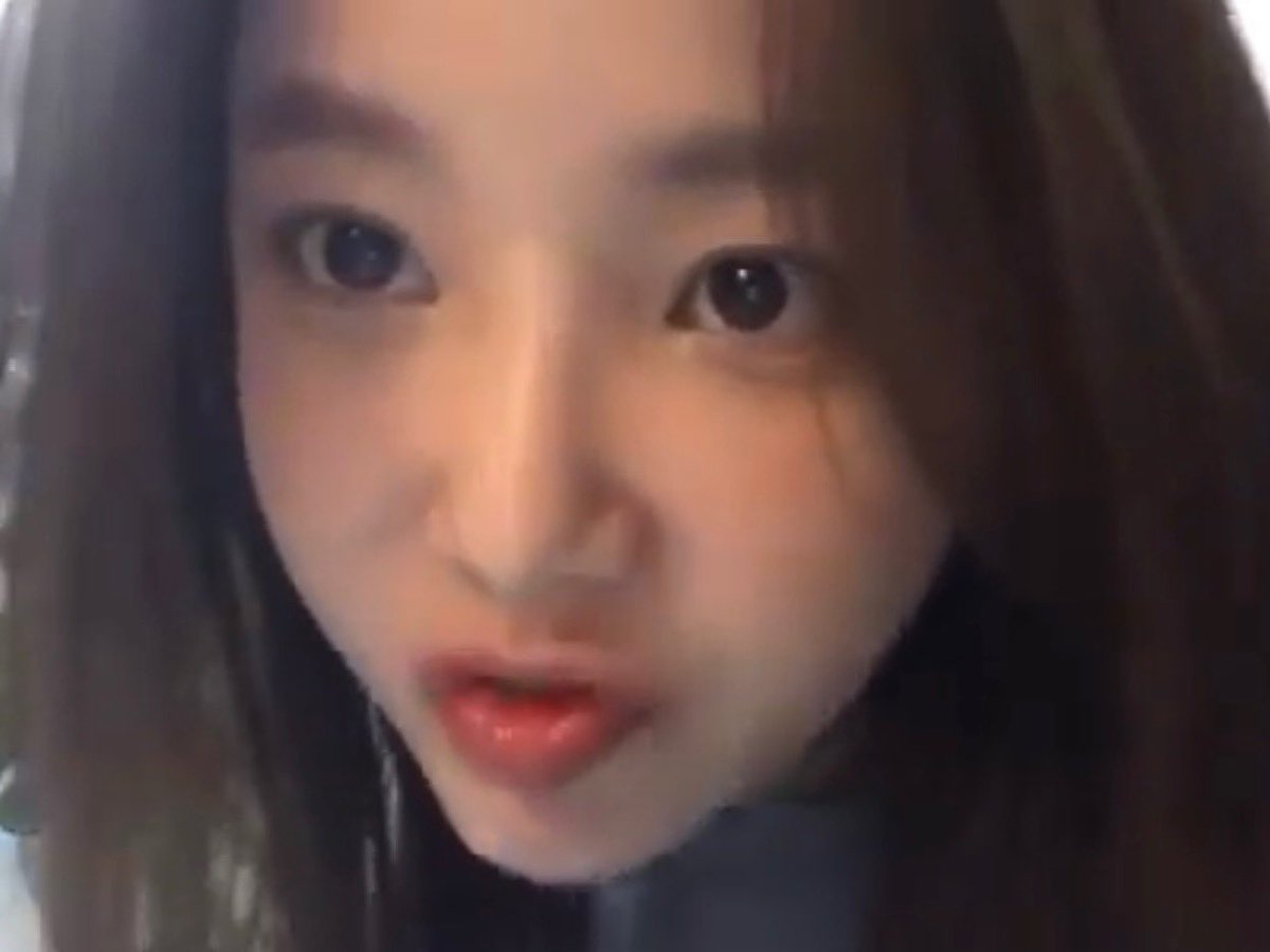 sourceyeonwoo tweet picture