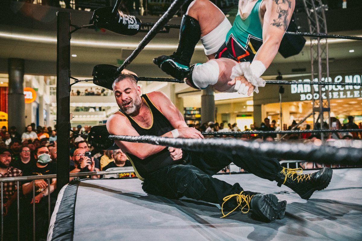 sarahdope's tweet photo. A story in 3 parts feat. my favorite heckler Eddie Kingston + @Joeleesun 

[📸 for @f1rstwrestling]

#FridayNightNitro https://t.co/6A59UmjWSz