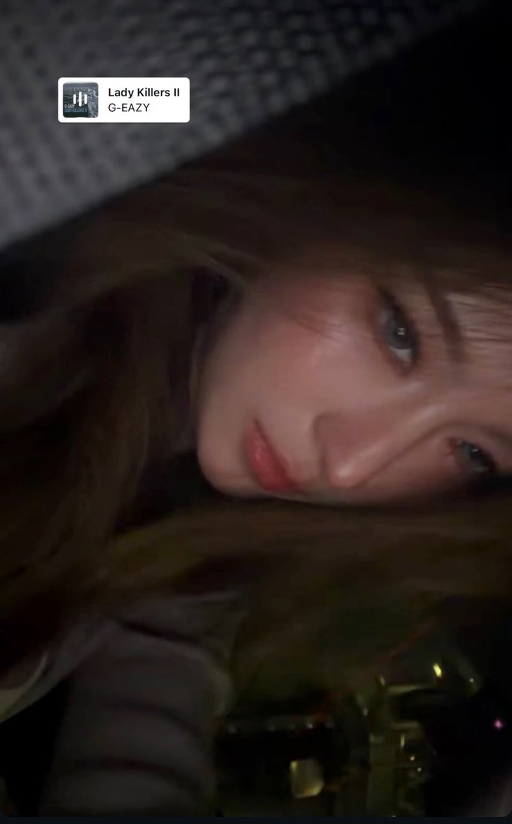 poeimaimhu's tweet photo. ฝรั่งงงง ตกใจหมด มาโอ๋เค้าเลย ㅠ ㅠ https://t.co/5xMON0AmH3