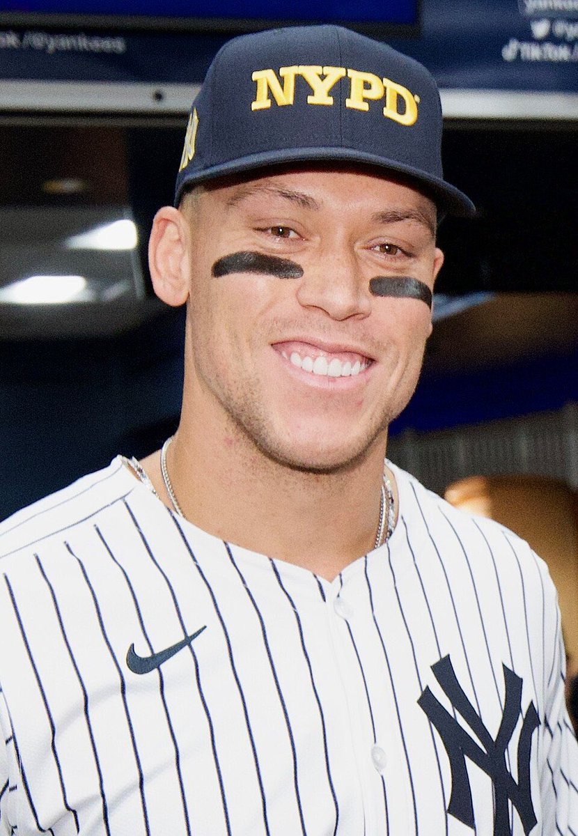 octoberstanton's tweet photo. The greatest Yankee of all time to retire ringless https://t.co/H83XCQcCC7