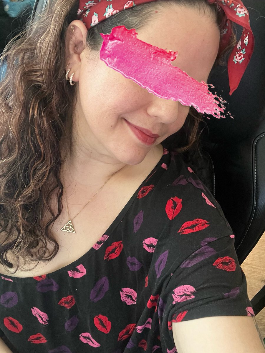 GoddessRhi_'s tweet photo. XOXO 💋 https://t.co/0ssMCLgLxI