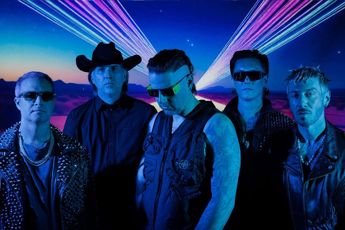 Revolvermag's tweet photo. AVENGED SEVENFOLD’s STATICA challenges fans — and that’s the point https://t.co/DZK7O751L5 https://t.co/IOpGdMoO3p