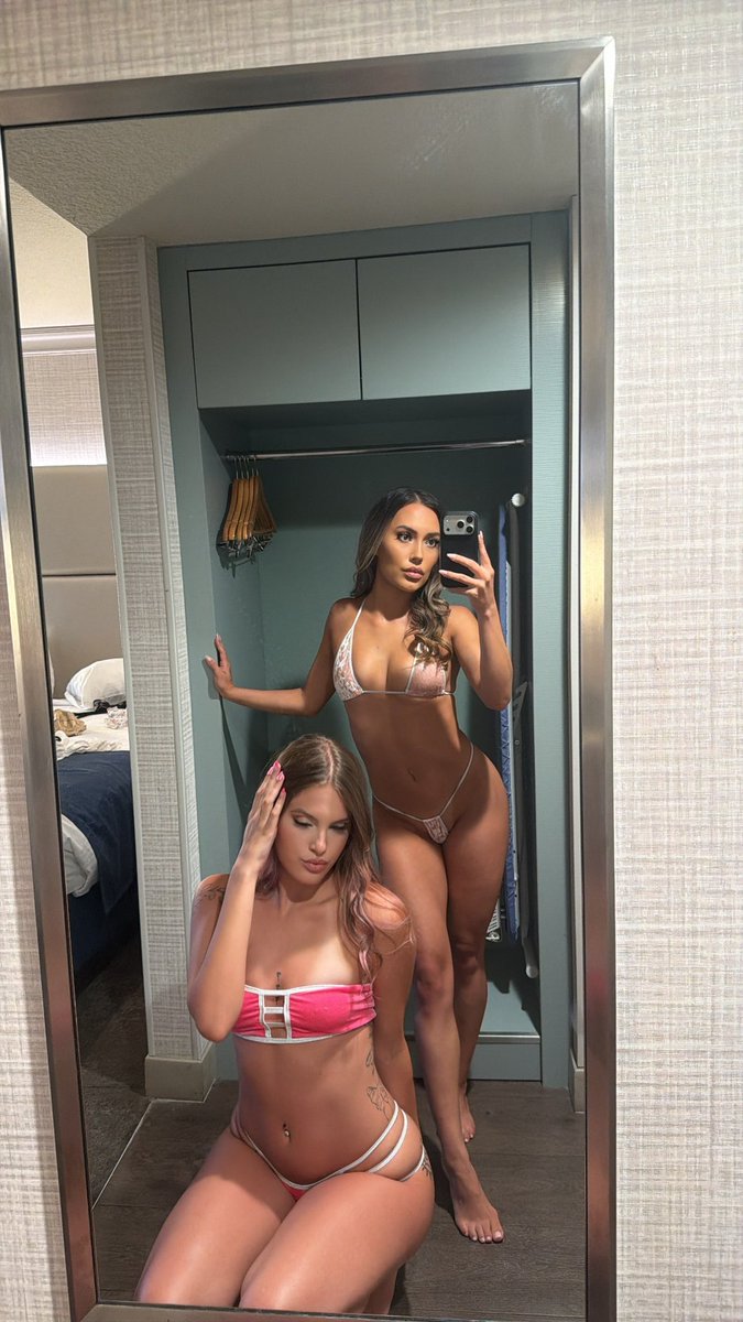 itsbrookeryder's tweet photo. 2 for 1 😛😋 https://t.co/iYZ7aoefJ6