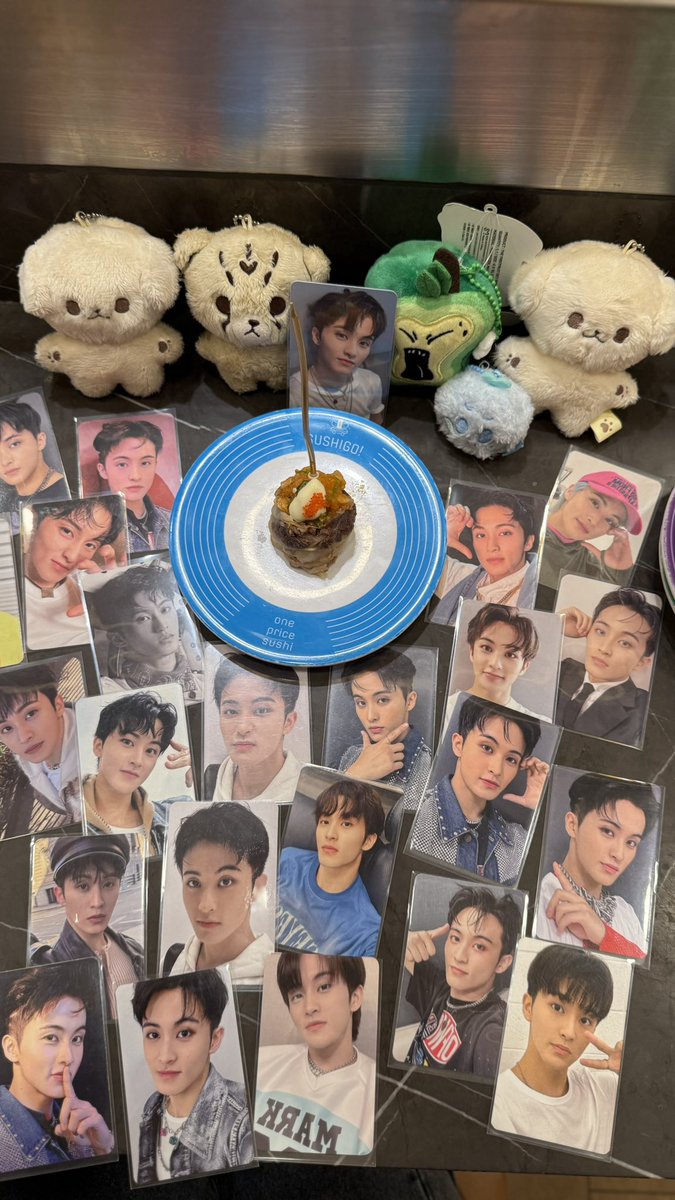 markfthings's tweet photo. 🫶🏻🫶🏻

#오랜내여름민형아생일축하해
#AlwayswithMarkLee https://t.co/mz6gEVIlqZ
