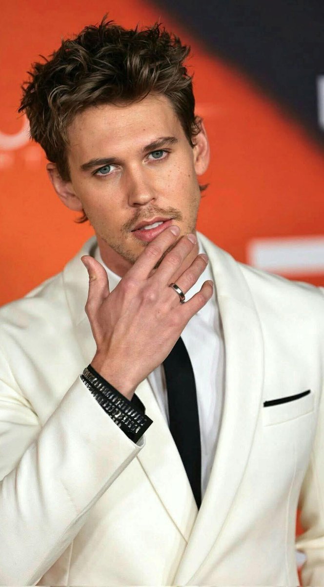 _disque8_'s tweet photo. 🚨 RUMOR: Austin Butler é o principal favorito da Marvel Studios para interpretar Gambit no MCU.

Segundo o rumor, o ator faria sua estreia como o mutante em 'VINGADORES: GUERRAS SECRETAS'.

(Via: https://t.co/tm683nXEXx)

#Gambit #AvengersSecretWars #XMen #Marvel https://t.co/0pi2uzLpc2