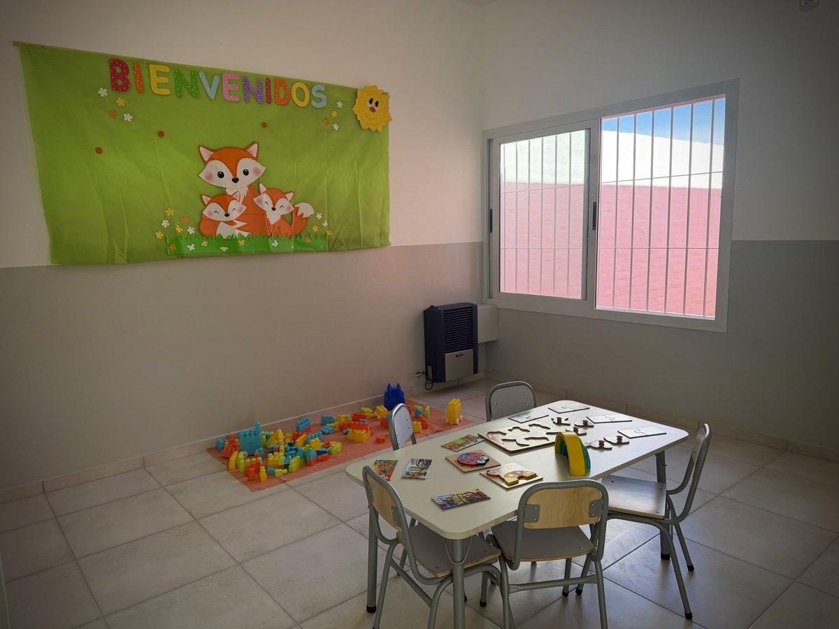 TadeoGZ's tweet photo. Llegamos a #Rivadavia para acompañar la inauguración del Jardín de Infantes de La Reducción, un nuevo espacio equipado para la contención, estimulación temprana y desarrollo pedagógico de las infancias de la zona.

El trabajo articulado entre la Provincia y los municipios nos permite seguir fortaleciendo la infraestructura educativa desde el inicio del trayecto escolar, acercando soluciones concretas a las familias de cada rincón de Mendoza.