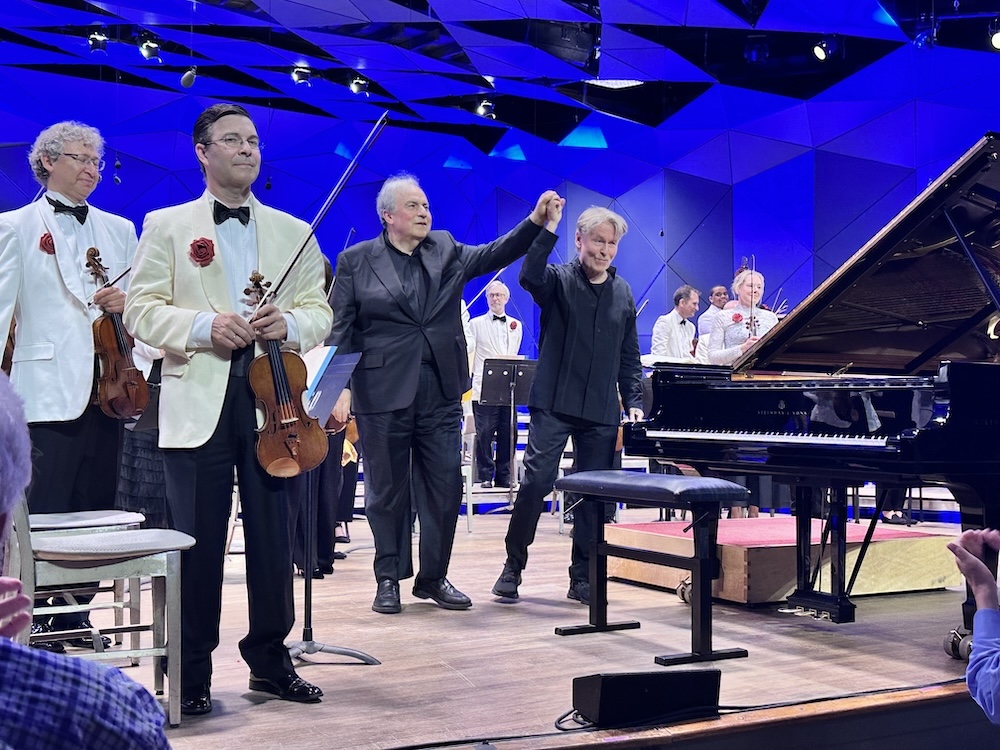 HiClassMag's tweet photo. Tanglewood 2026 Season. Pianist Yefim Bronfman (right) and conductor Esa-Pekka take a glorious bow!SalonenEhttps://hiclassmag.com/tanglewood-unveils-star-studded-2026-summer-season/ https://t.co/ZvSft1lp7f
