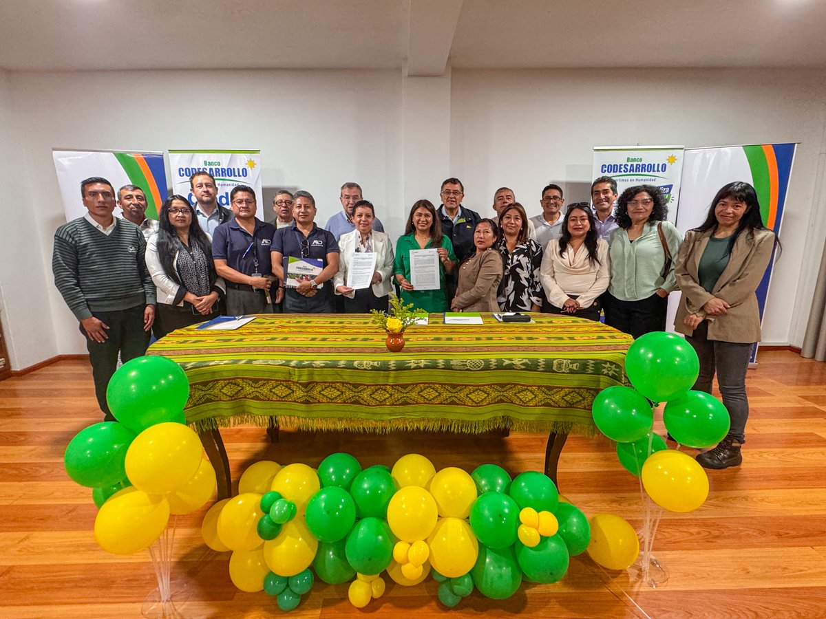 FEPPnacional's tweet photo. 🤝 Hoy se firmó el Convenio Marco de Cooperación Interinstitucional entre Banco Codesarrollo y la Cámara de Economía Popular y Solidaria, para fortalecer acciones conjuntas en favor del sector. ✍️📄

#BancoCodesarrollo #EconomíaPopularYSolidaria #FEPP #GSFEPP https://t.co/bgdbCnuknm