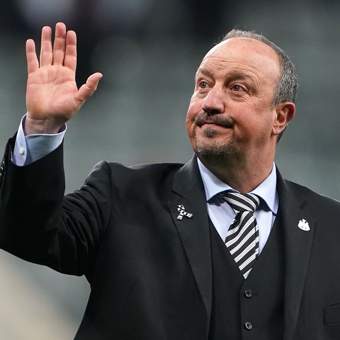 StakeFootball's tweet photo. 🚨🚨| NEW: Rafael Benítez is the 𝐓𝐎𝐏 𝐓𝐀𝐑𝐆𝐄𝐓 for the Algeria national team manager role.

José Peseiro and Roberto Martínez are also under consideration by the Algerian FA. 👀🇩🇿

[@Romain_Molina] https://t.co/zxkbPTGd6V