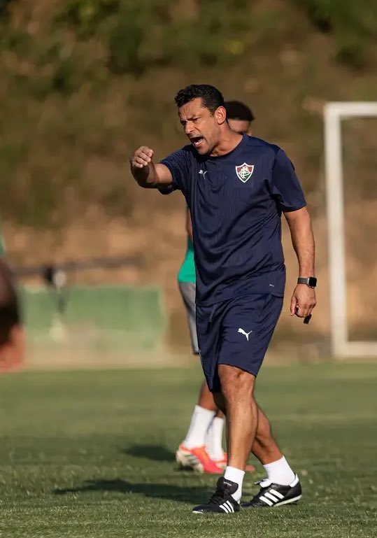 gabrielffc17's tweet photo. O técnico do sub-20 do Fluminense aí https://t.co/KGnIZmWcH8