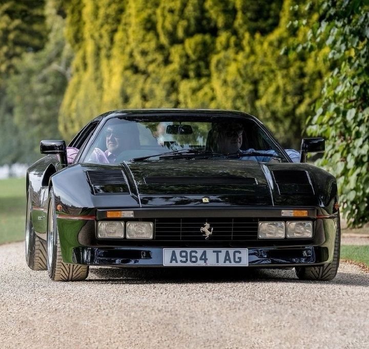 Retromania4ever's tweet photo. ✅⬜🟥 1985 #Ferrari 288 GTO https://t.co/3TKRsbNQEC