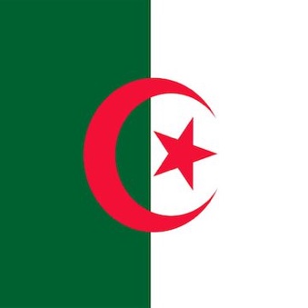 StakeFootball's tweet photo. 🚨🚨| NEW: Rafael Benítez is the 𝐓𝐎𝐏 𝐓𝐀𝐑𝐆𝐄𝐓 for the Algeria national team manager role.

José Peseiro and Roberto Martínez are also under consideration by the Algerian FA. 👀🇩🇿

[@Romain_Molina] https://t.co/zxkbPTGd6V