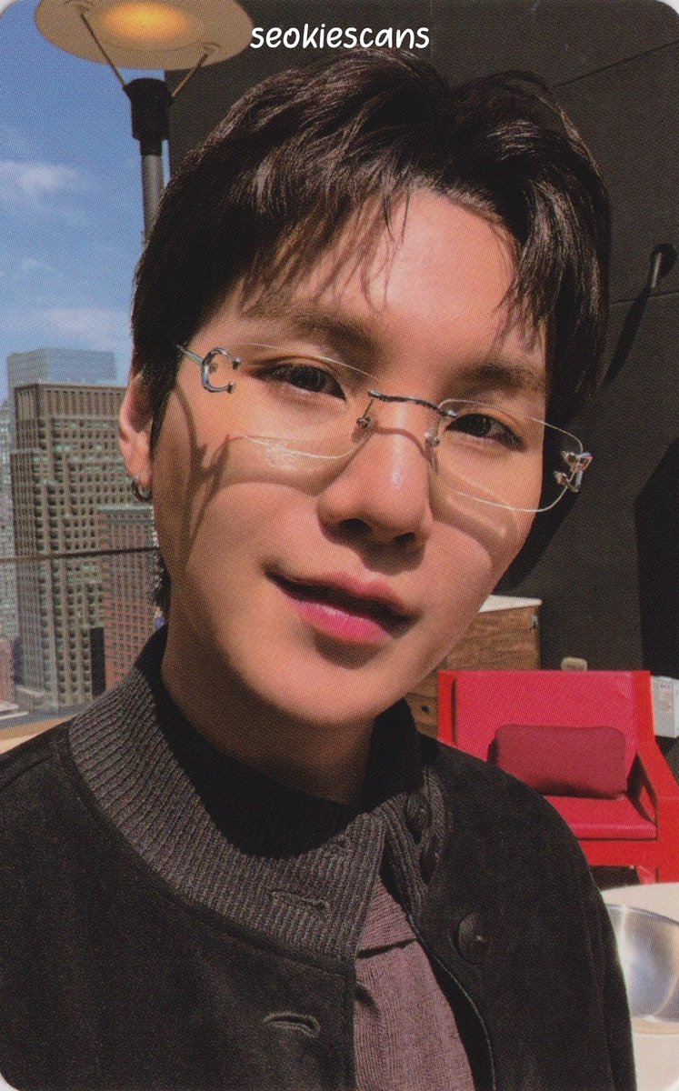 seokiescans's tweet photo. [SCAN] BTS ARIRANG Europe Lucky Draw Hyung Line Photocards https://t.co/s3NVC8kZzR