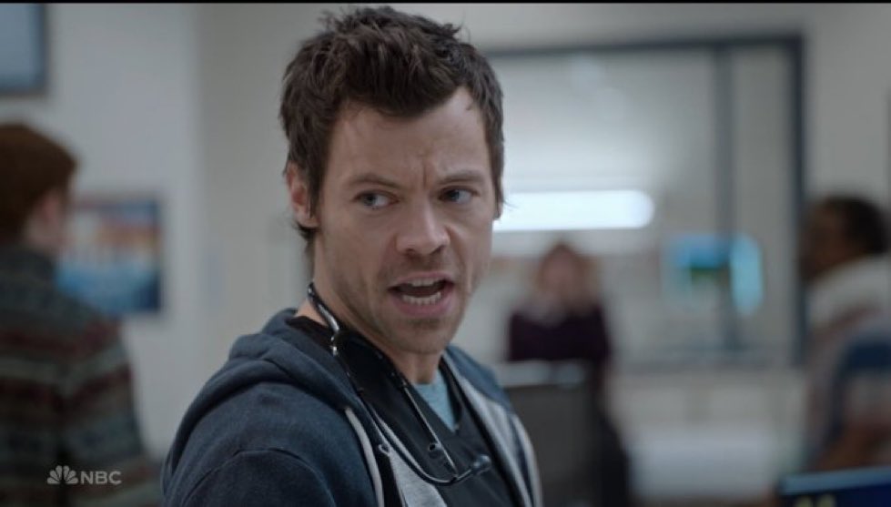 babybunnyrry's tweet photo. I just started watching the Pitt when does he show up https://t.co/NnCtL9VIYd