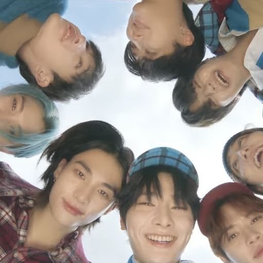joonyeongz's tweet photo. hi im bre! looking for moots 

— she/her, 20, 🇨🇦
— i stan skz, nct, shinee, twice, itzy, ive + more
— not new here to #kpoptwt #stantwt 
— sh/ed twt dni

↻ / ♡ to be moots !!

#skztwt #staytwt #kpoptwt #moothunt https://t.co/TRkKGSqdAy