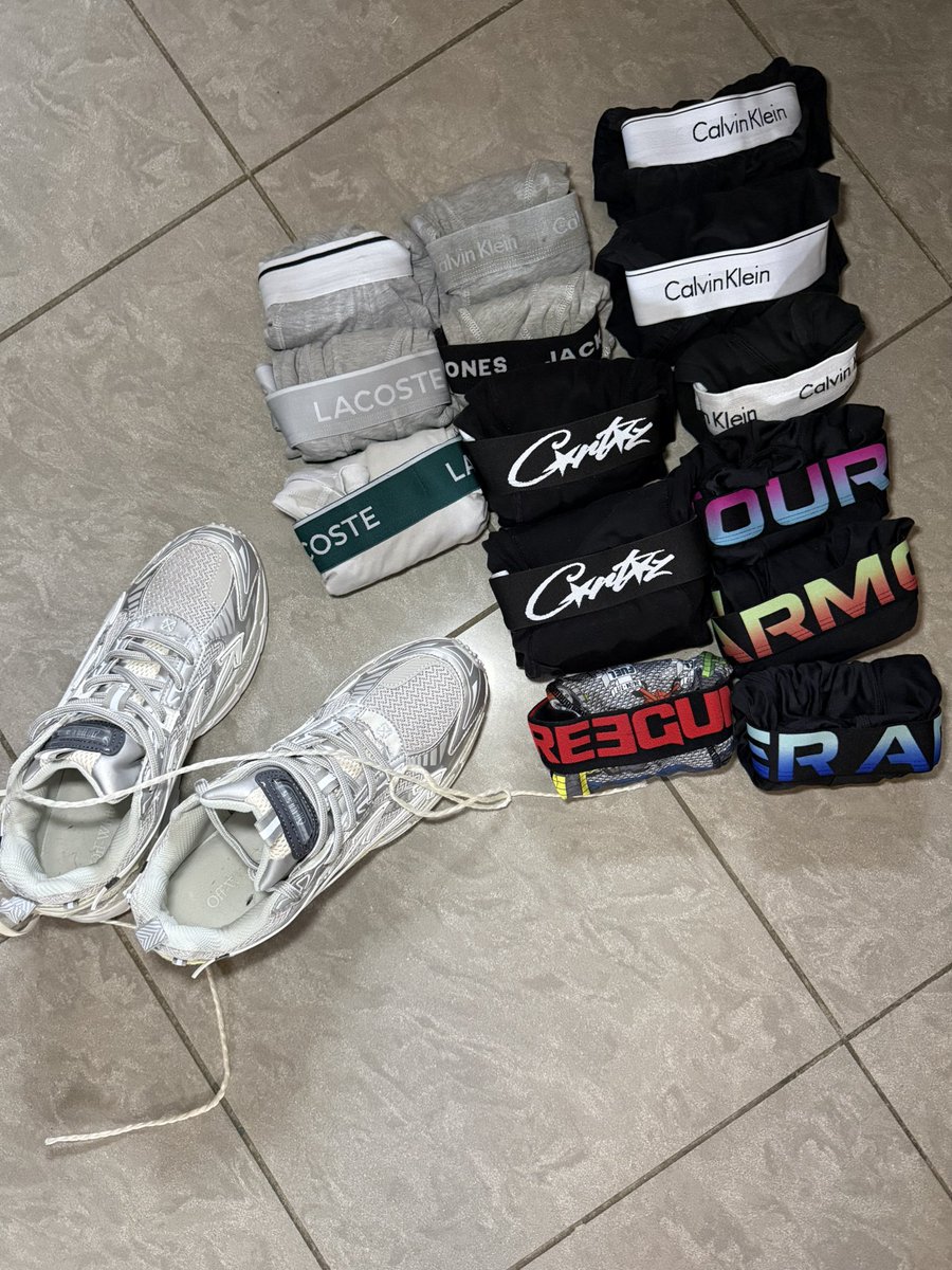 Edward_sleep's tweet photo. hup mon vinted 🔞👇
https://t.co/HtarnwyKCB
#cho7 #underwear #calvinklein #underarmor #freegun #survet #sket #twink #kiffeurgay #kiffeur #socks #vinted #gay #chudai https://t.co/xTv5kVKJLS