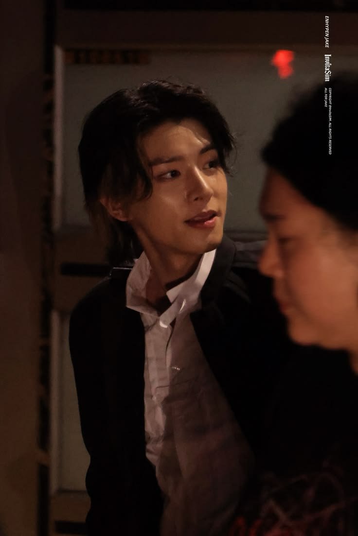 jaeyunsim22's tweet photo. THOSE PICS OMGGG... #JAKE https://t.co/MmGc0p6tYu