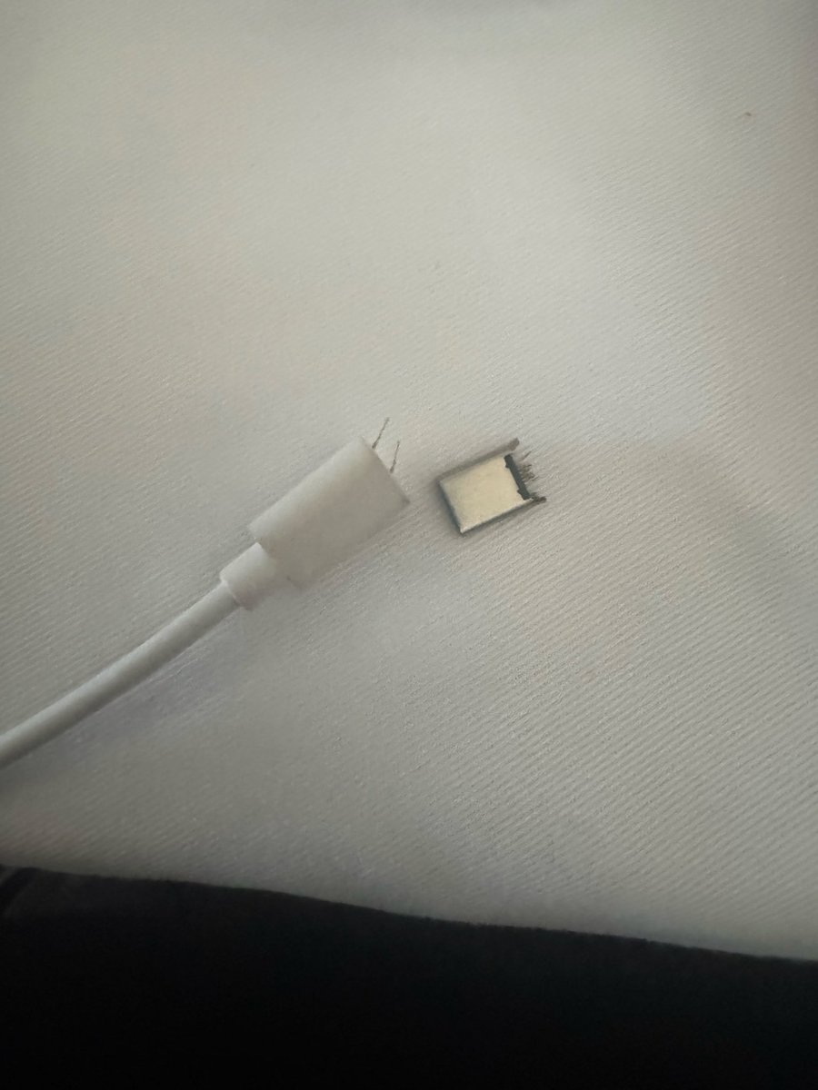 highitsjane's tweet photo. So my charger broke… 

How tf does that even happen?! https://t.co/GK9hSC0wKx