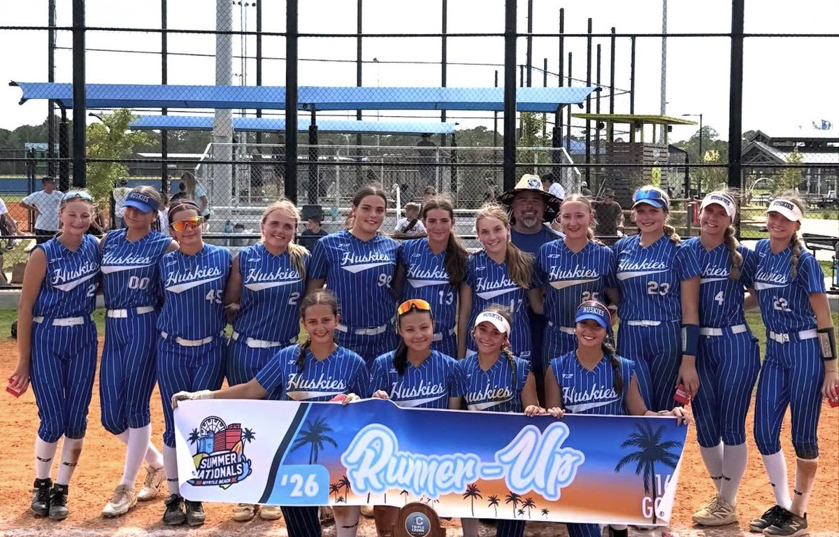 sammy_laff2's tweet photo. Great week at nationals in Mytrle Beach with @esh16UHarris. Even though we finished 2nd we fought hard till the end and battled. I had 8 hits, 1HR, 4BBs and 9RBIS. So excited to see what the future holds for everyone. 
@EStateHuskies 
@CoastRecruits 
@britt_allocca 
@NSSports_NY https://t.co/N90O3ZQM04