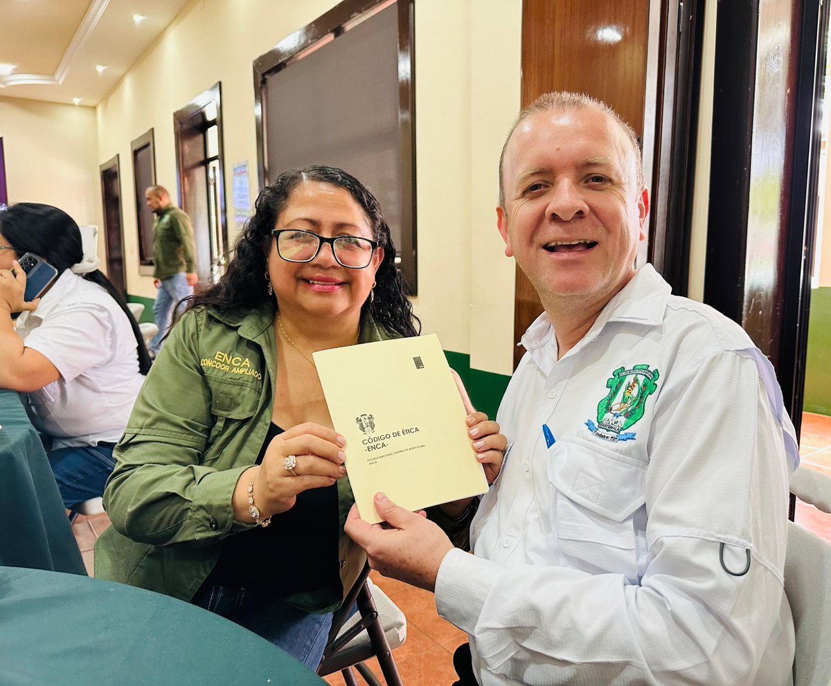enca_gt's tweet photo. Conocimientos y experiencias que contribuirán al desarrollo de su ejercicio profesional y al servicio del país.
#ENCA #EPS2026 #FormandoProfesionales #Investigación #Ética #Integridad #EducaciónSuperior #VinculaciónAcadémica #SomosENCA 🌿📚 https://t.co/aUYpuSjcQx
