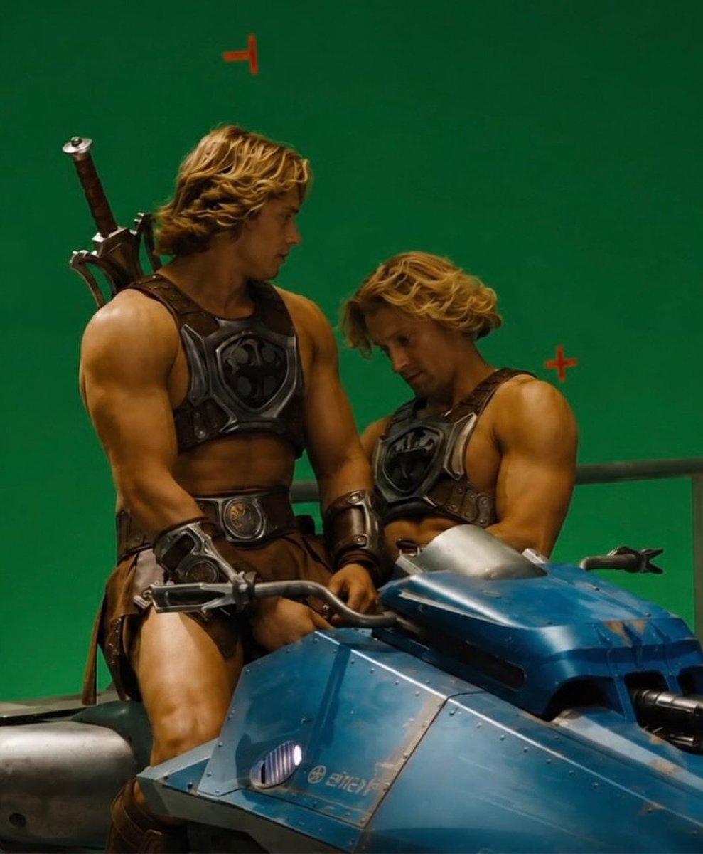 FreakFairytale's tweet photo. #masteroftheuniverse 2026: Behind the scenes

Link: https://t.co/HY1cbeWxvv

Aquí os dejo un detrás de cámaras de la última película dedica a He Man de Prime Video https://t.co/r1x6lwAluw