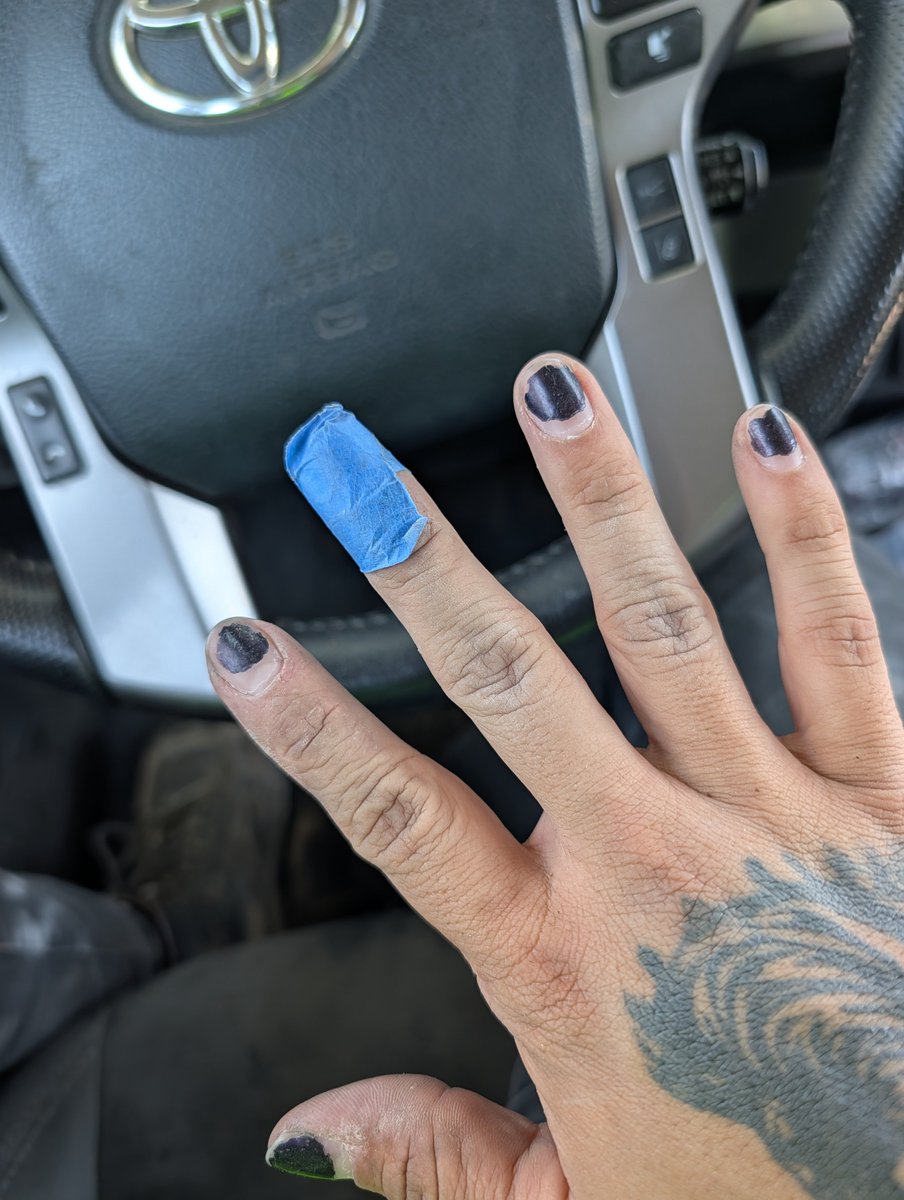 coffinskeleton's tweet photo. Great!!!
I cracked my nail at work and now Ramiel is here?!?!

I can't catch a break!!! https://t.co/smamwe7JRG