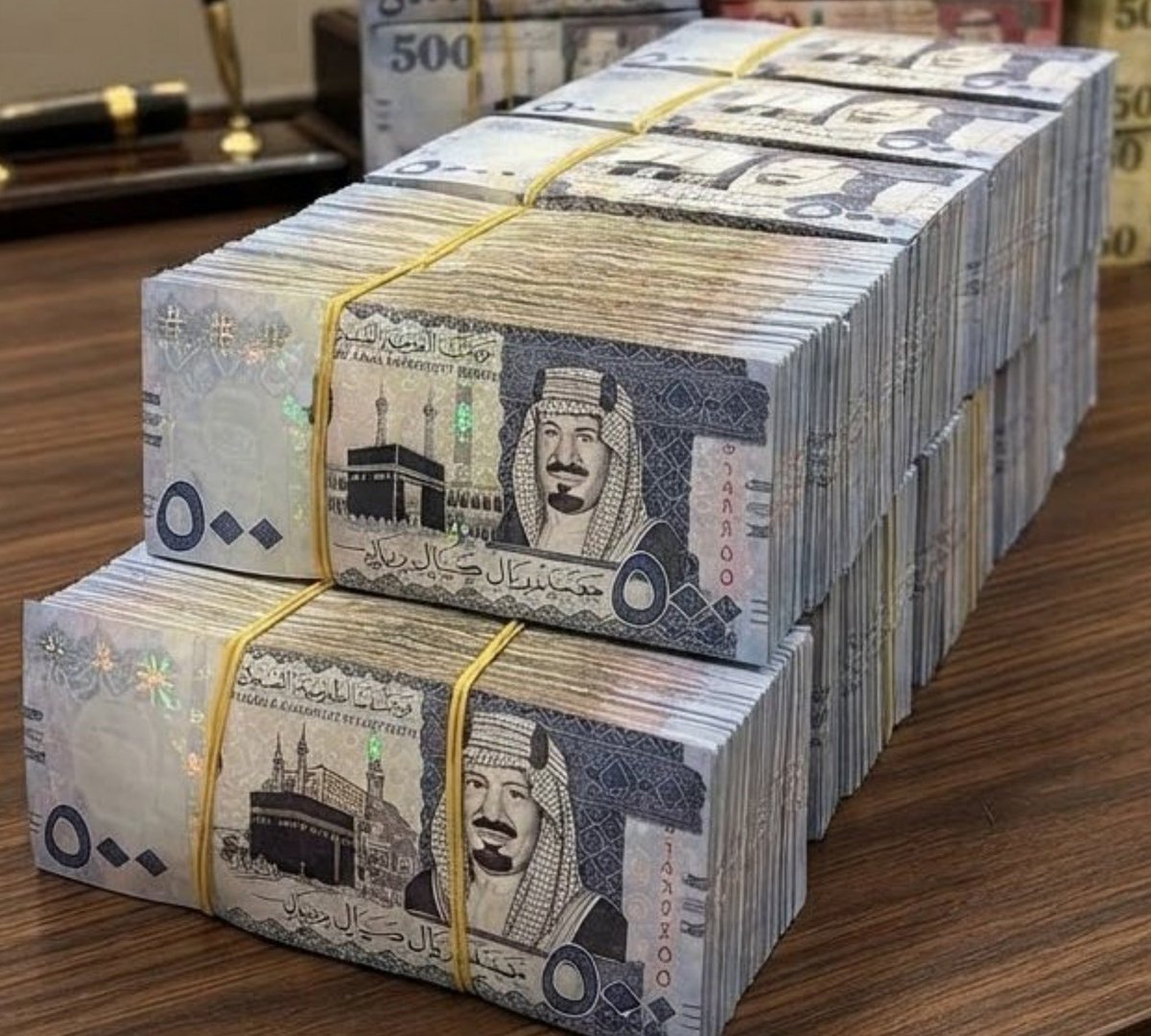 Msabqat565's tweet photo. لو جتك 3 مليون ﷼ سعودي  اليوم
هل يمكن للمبلغ .. أن يحل كل مشاكلك💵 

◯ نعم

◯ لا https://t.co/xQm2uQCHnf