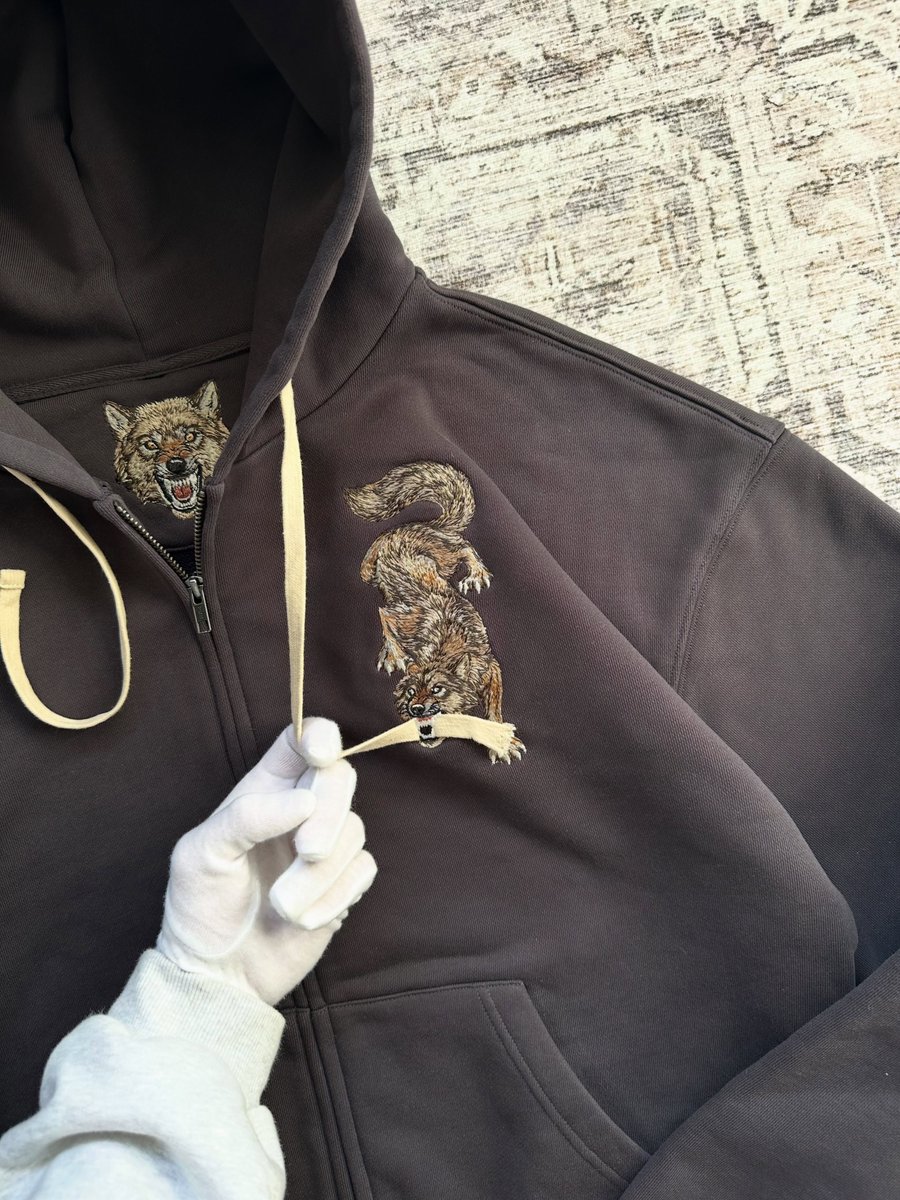 vetmamagazine's tweet photo. Wolf Hoodie from Wofen https://t.co/okU9Hu47aW