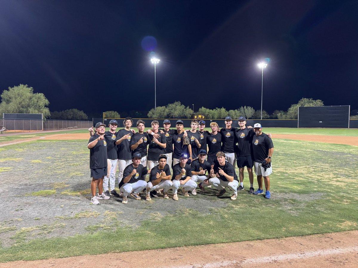 tyler_burr1's tweet photo. Had a great summer playing with @FS21_Baseball going 23-1 as a team and winning Arizona Collegiate Wood Bat League Championship!
@ArizonaBat 
@CoachArzagaMVT https://t.co/ZH85rll4Ue