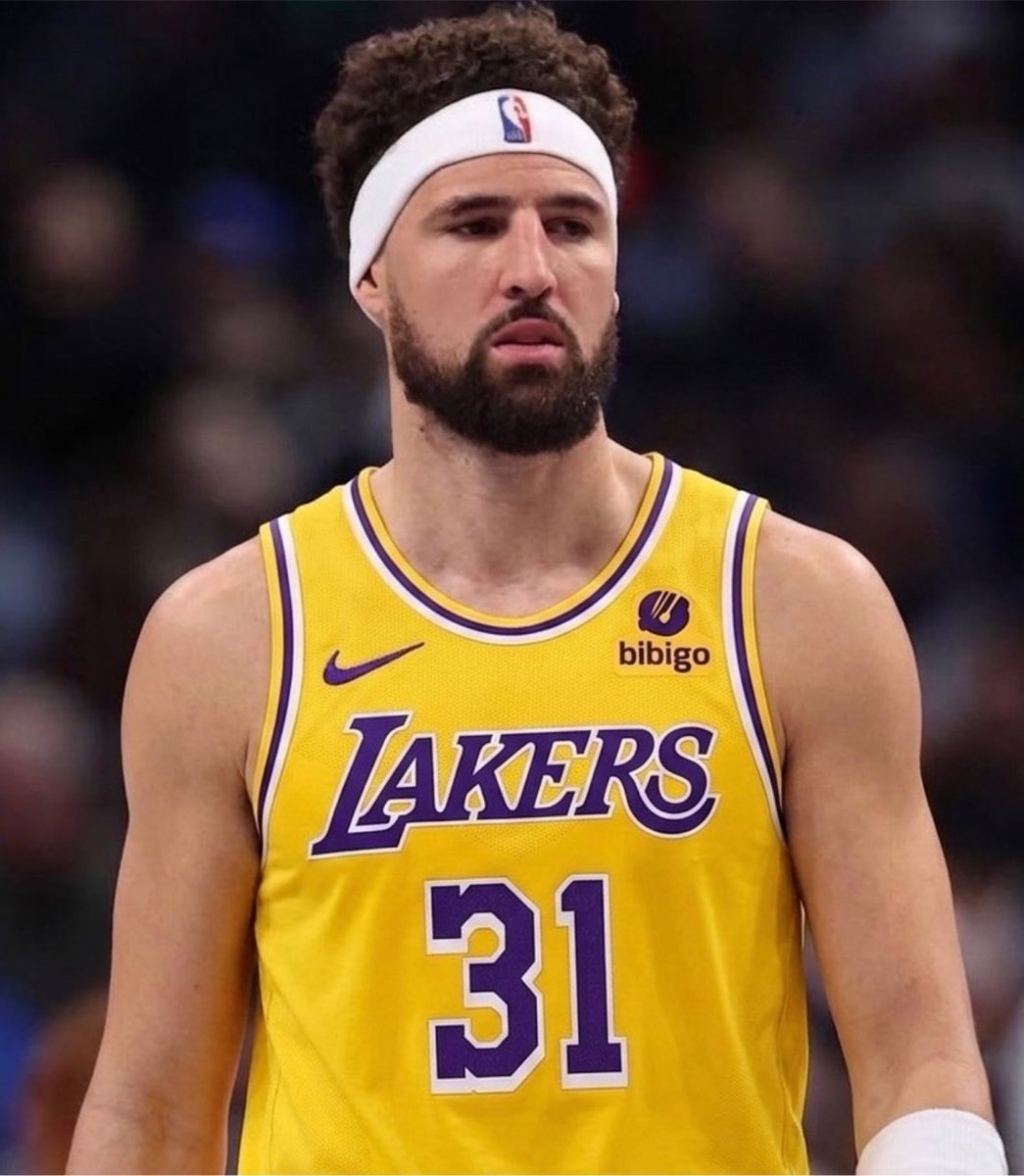 MJacobsLF's tweet photo. BREAKING: Klay Thompson and the Mavericks are nearing a buyout agreement. Thompson is expected to join the Los Angeles Lakers once he clears waivers. Per @TheAthletic 

The Lakers would add another proven veteran shooter with championship experience to their roster. 👀 https://t.co/DAwPZ5Rl7M