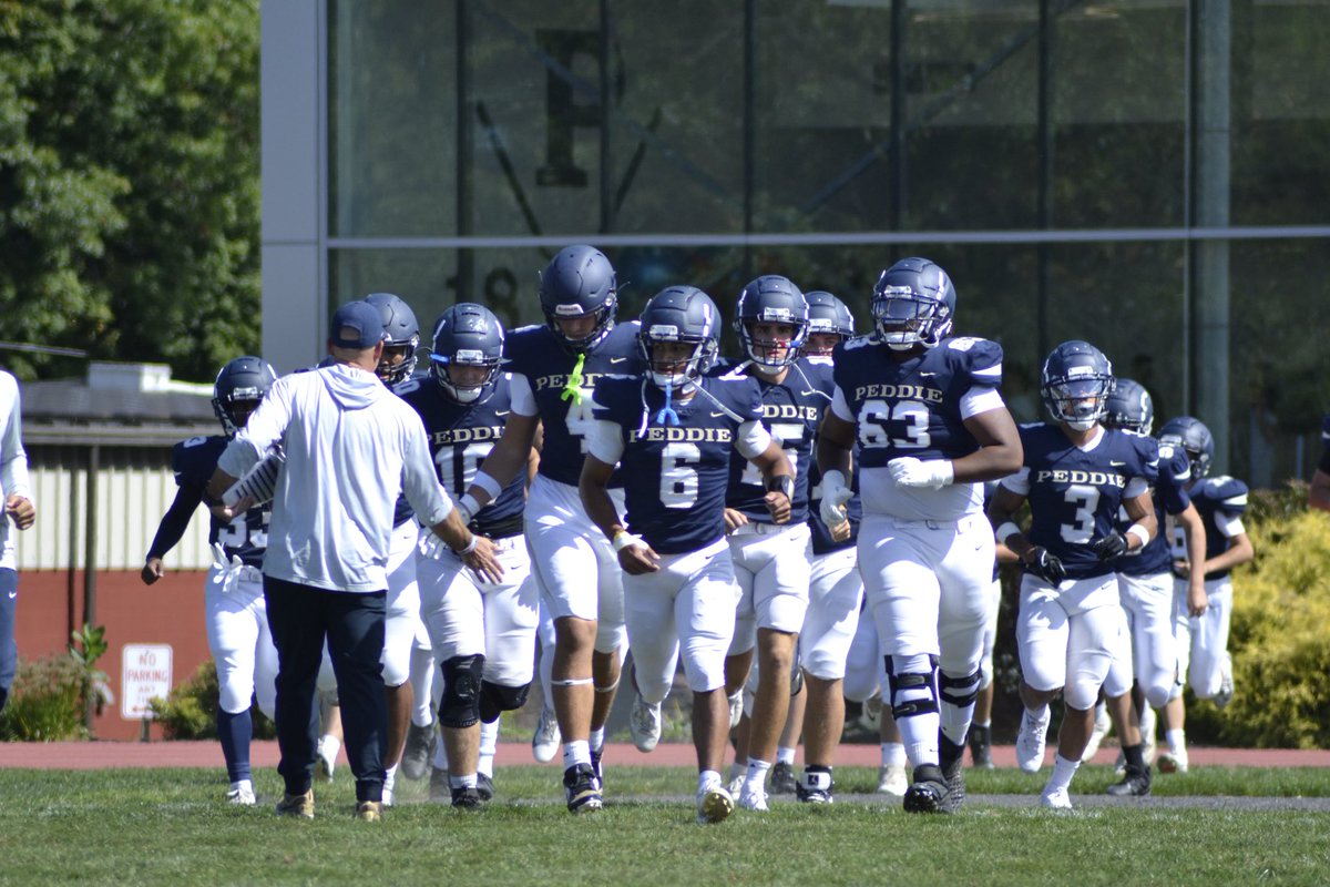 juliansandy2027's tweet photo. 🚨🚨🚨 ATTENTION HS OL 🚨🚨🚨

The @PeddieFalconsFB family is looking for an OL that is an outstanding player, student, and overall person! 

PLEASE REACH OUT IF YOUR INTERESTED IN A GREAT TEAM CULTURE, TOUGH SCHEDULE AND A GREAT SCHOOL THIS FALL!!! https://t.co/EKJuKdGrJ9