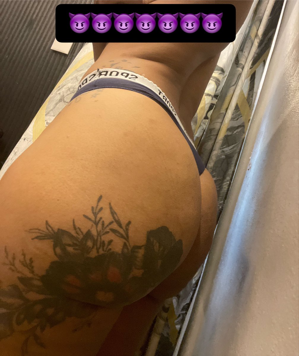 co96798's tweet photo. Desde donde me sigues ? 
😈😈😈 https://t.co/K2mDsvH6bI