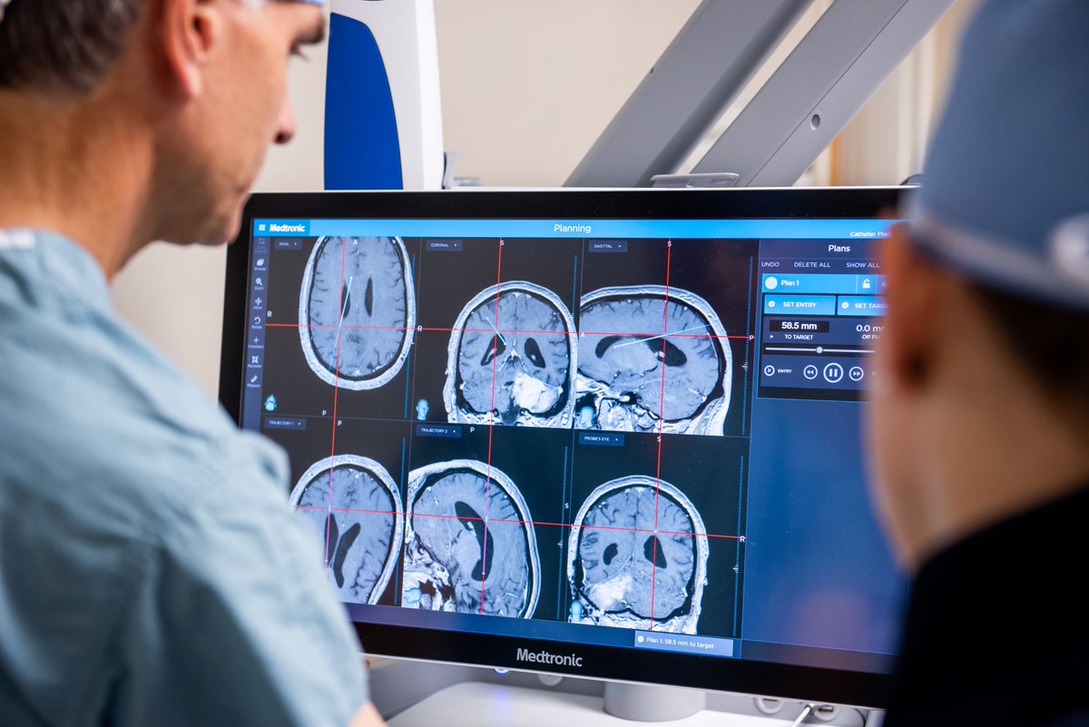 NeurosurgeryUab's tweet photo. Happy Neurosurgery Awareness Month! 🧠 Join us in recognizing the dedication, innovation, and compassionate care that our teams provide every day. https://t.co/jlwtCqsyFZ