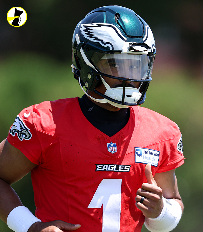 Underdog's tweet photo. After 4 days Jalen Hurts has officially thrown for his first Touchdown of training camp!

14/16 Passing
3 TDs
1 INT

https://t.co/puYYfT7ah1 https://t.co/Po32gpeEmW