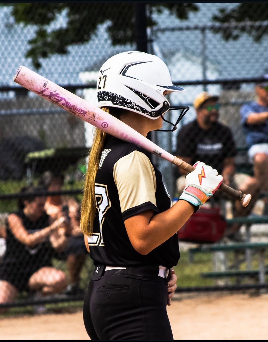 Tempy2029's tweet photo. Beyond proud of how my girls and I performed in our last tournament of the summer. We had one of our best summers yet with 7 consistent championships and 43-4 record. I ended the season with a batting average of .495 which I am also very proud of myself for. 

@PrepSoftball
@los_stuff @LineDsoftball @SunilSportsNews @SoftbalAmerica @ExtraInningSB @SoftballRecruit @KaylaLombardo11
@CoastRecruits @BradyVernon @IHartFastpitch
@UWAA_United
@NEEliteSoftball