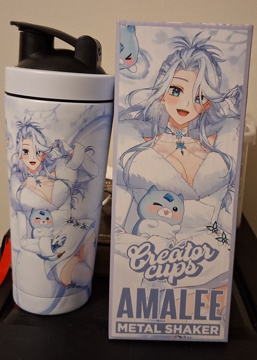 CupcakeTheDemon's tweet photo. MY @LeeandLie GAMERSUPPS CUP FINALLY CAME IN TODAY! LET'S GO! #gamersupps https://t.co/icQoArHb8Z