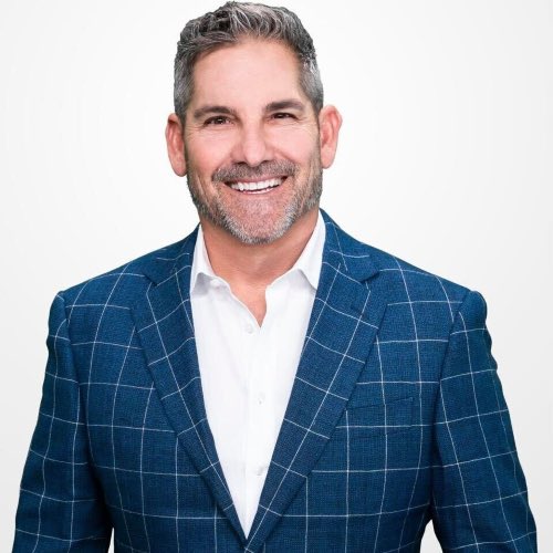 BitcoinMagazine's tweet photo. JUST IN: $5.3 billion Cardone Capital bought another 350 BTC worth $22.3 million 💥 https://t.co/ZMmUJhZSTP