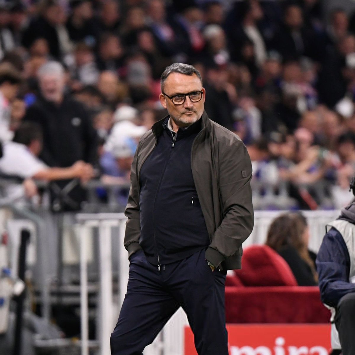 ActuL1_'s tweet photo. 🚨 FRANCK HAISE 🇫🇷 FERME LA PORTE POUR ESTÉBAN LEPAUL 🇫🇷 ! ❌❤️🖤

« Les choses sont très claires. Estéban a prolongé. S'il n'avait pas voulu cette prolongation, il ne l'aurait pas faite.

IL A ENVIE DE FAIRE CETTE SAISON-LÀ, d'en faire une encore plus belle et de vivre la Coupe d'Europe. 🇪🇺

UN DÉPART N'EST PAS DU TOUT D'ACTUALITÉ. On est très alignés là-dessus. Il n'y a pas de discussion à ce sujet. »

(@lequipe)