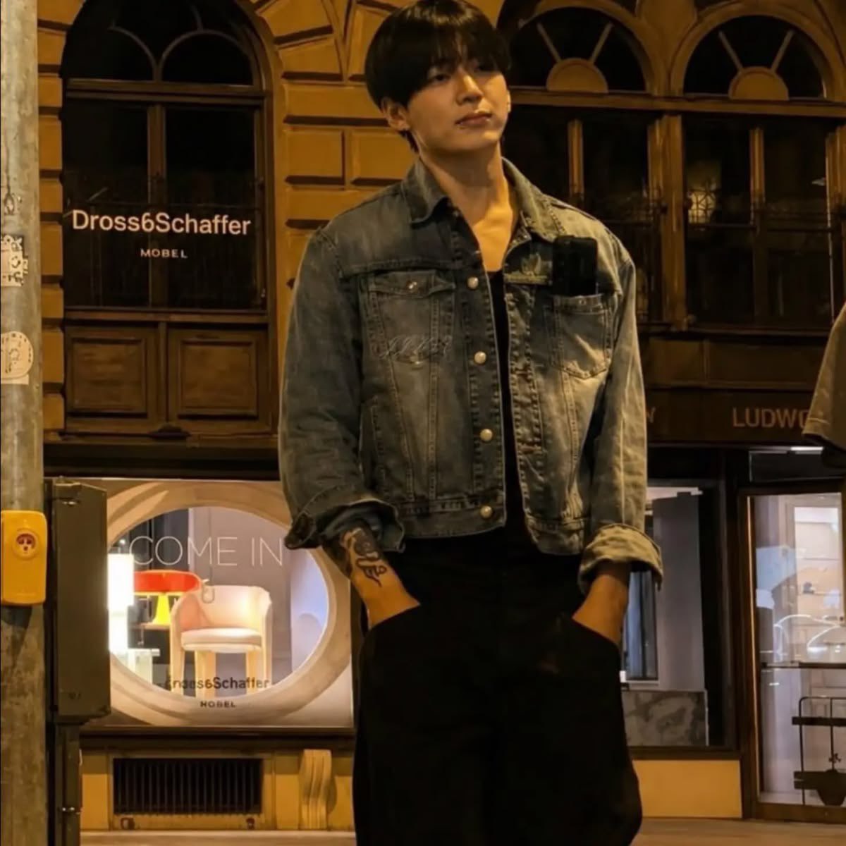 JEONKH_'s tweet photo. Obsessed with this JEON JUNGKOOK https://t.co/x8lvTzXhsO