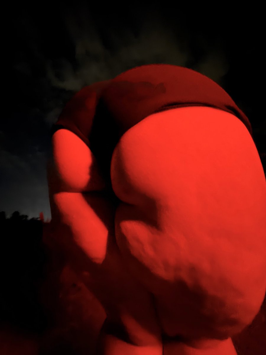 TeeBeanx23's tweet photo. Left roadside waiting for assistance….

#chubbylover #bigbooty #pawg #thickthighs #buyingcontent https://t.co/f1TG9ZwsxF