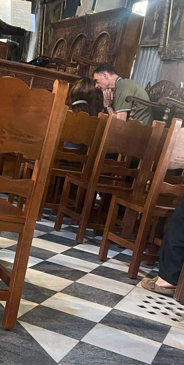 kimbokobe's tweet photo. Ούτε οι προσευχές,ούτε η Βασούλα,ούτε ο Ράντοβιτς θα σε σώσει φέτος Γιωργαρε.
#paobc #olympiacosbc https://t.co/aYgJuNlR4X
