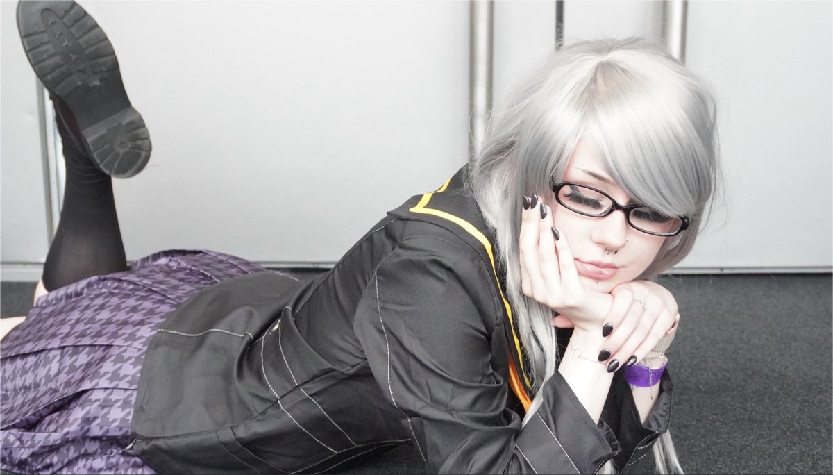 wrenneyy's tweet photo. i need people to hype up my yu narukami cosplay bc this has been my fav cosplay to do EVER https://t.co/bb6c7yCeI1